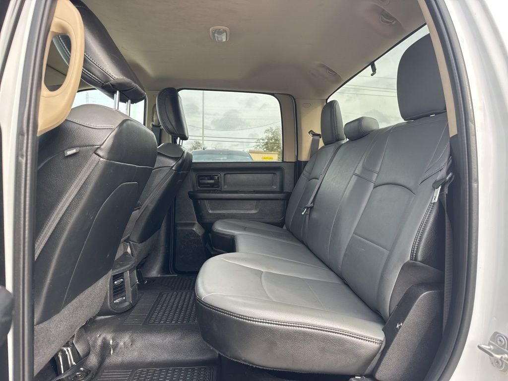 2020 RAM 2500 Tradesman Crew Cab 4X4 6'4' Box