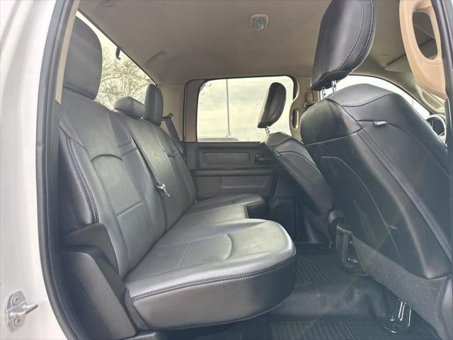 2020 RAM 2500 Tradesman Crew Cab 4X4 6'4' Box