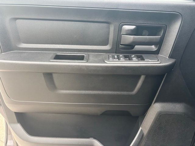 2025 RAM 2500 Tradesman Crew Cab 4x4 6'4' Box