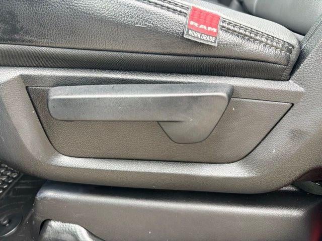 2025 RAM 2500 Tradesman Crew Cab 4x4 6'4' Box