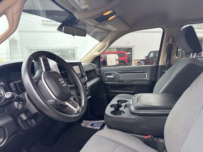 2019 RAM 2500 Big Horn Crew Cab 4x4 6'4' Box