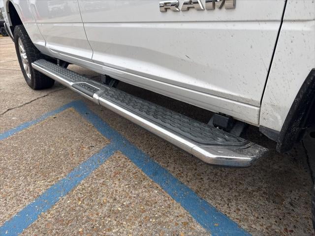 2019 RAM 2500 Big Horn Crew Cab 4x4 6'4' Box