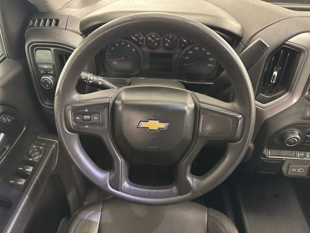 2021 Chevrolet Silverado 1500 2WD Crew Cab Short Bed WT