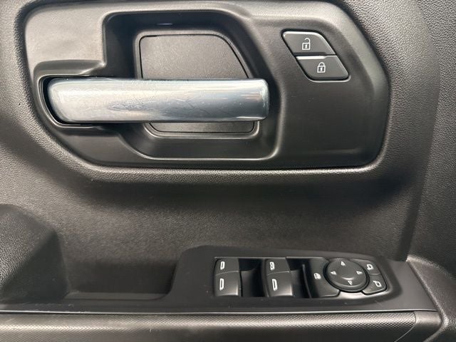 2021 Chevrolet Silverado 1500 2WD Crew Cab Short Bed WT