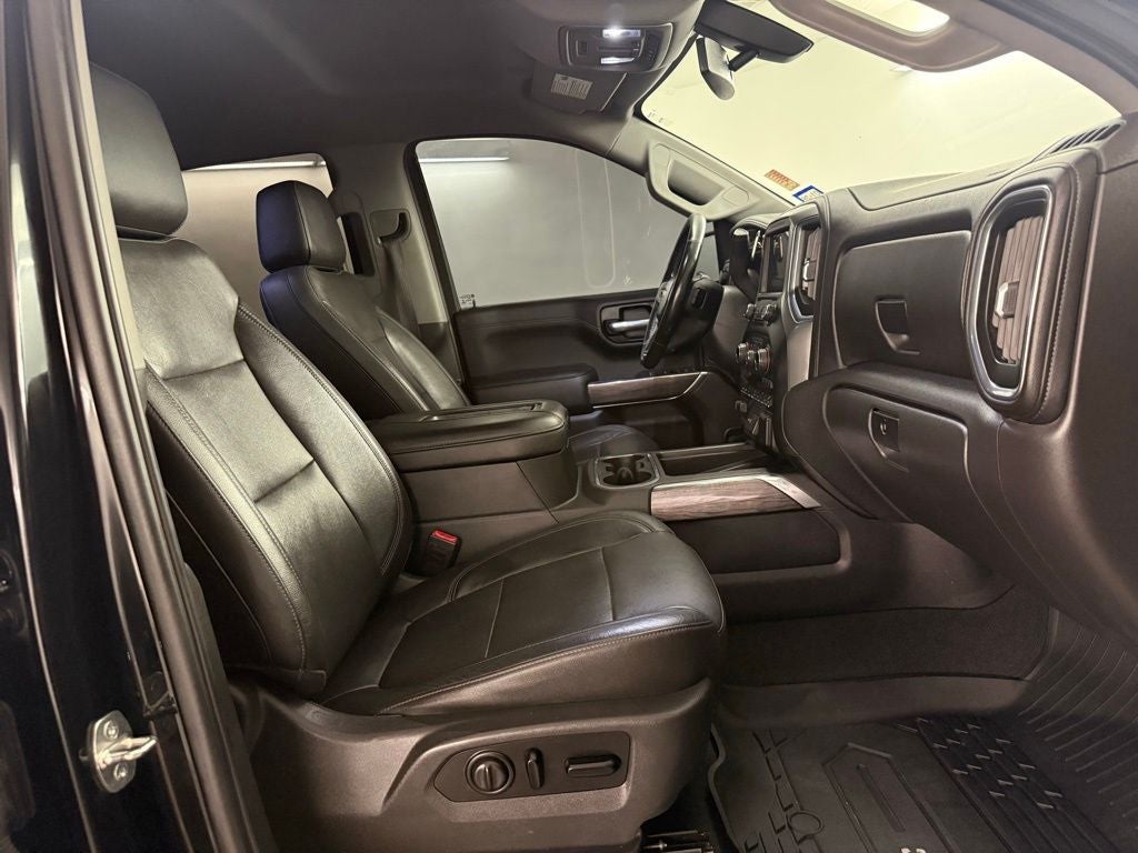 2020 Chevrolet Silverado 1500 4WD Crew Cab Short Bed LTZ