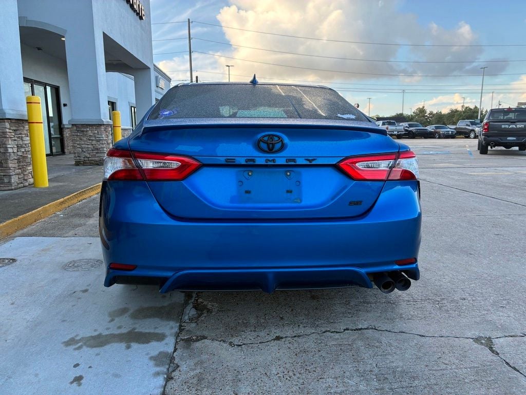 2020 Toyota Camry SE