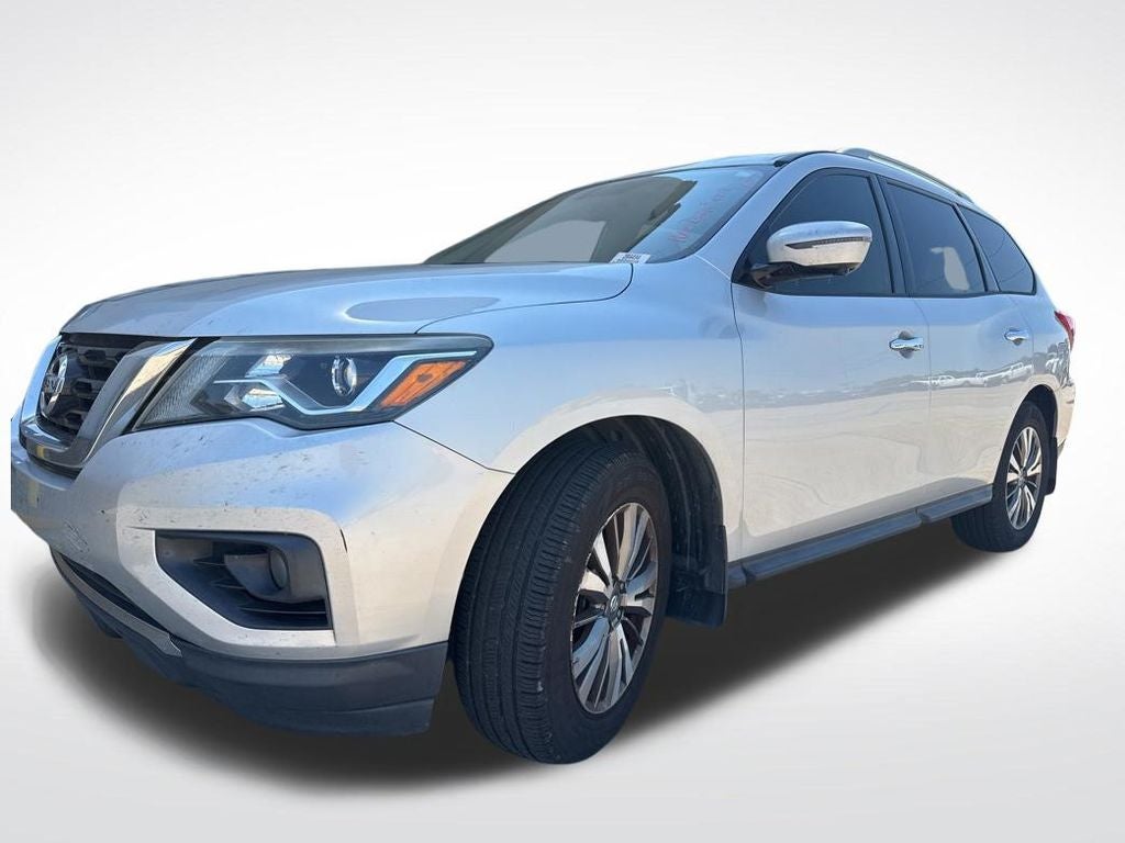 2017 Nissan Pathfinder SL