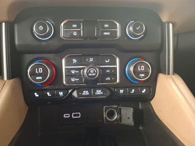 2021 Chevrolet Suburban Premier