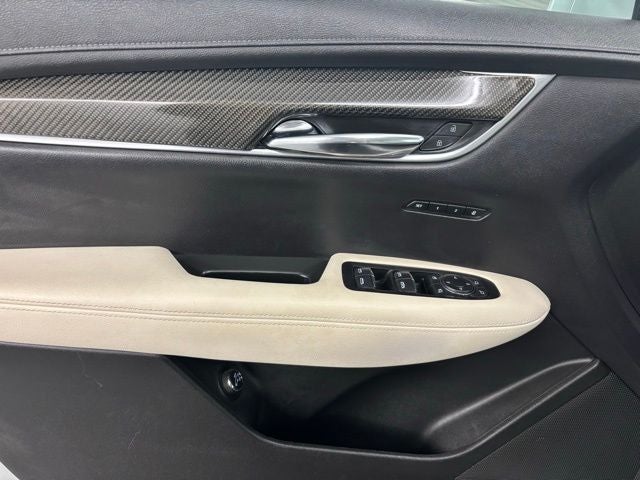 2020 Cadillac XT6 Sport