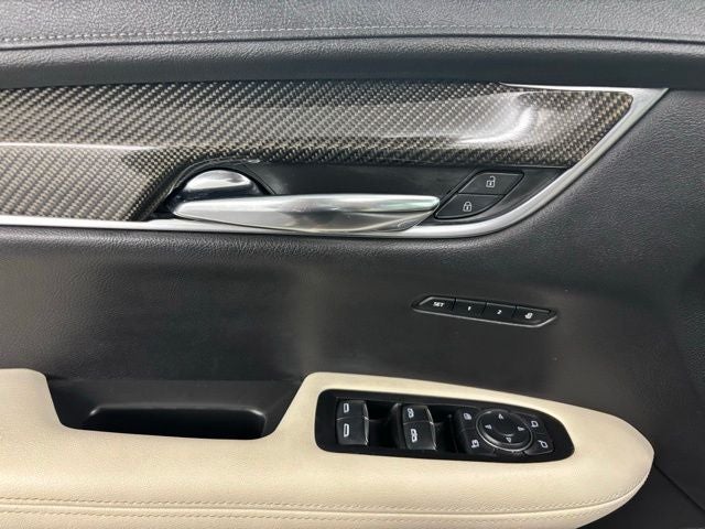 2020 Cadillac XT6 Sport