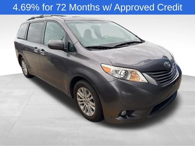 2016 Toyota Sienna XLE