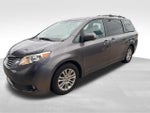 2016 Toyota Sienna XLE