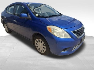 2014 Nissan Versa 1.6 SV