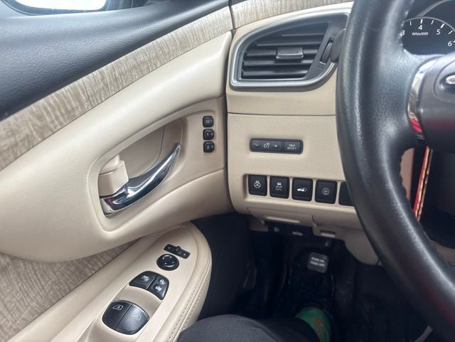 2023 Nissan Murano SL
