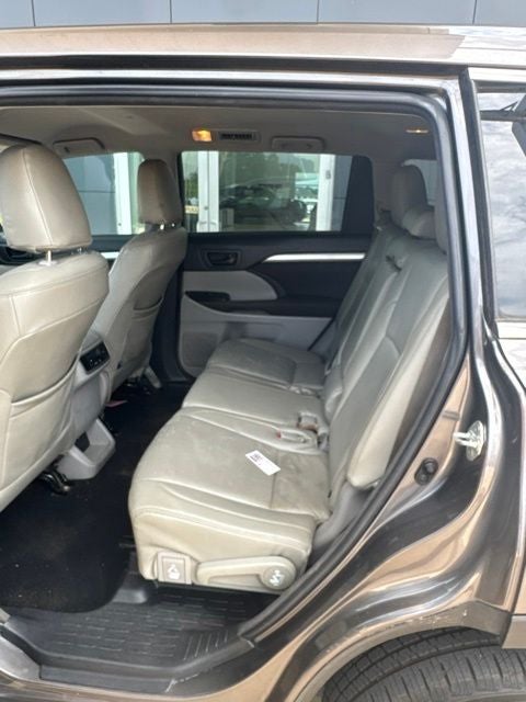 2018 Toyota Highlander LE