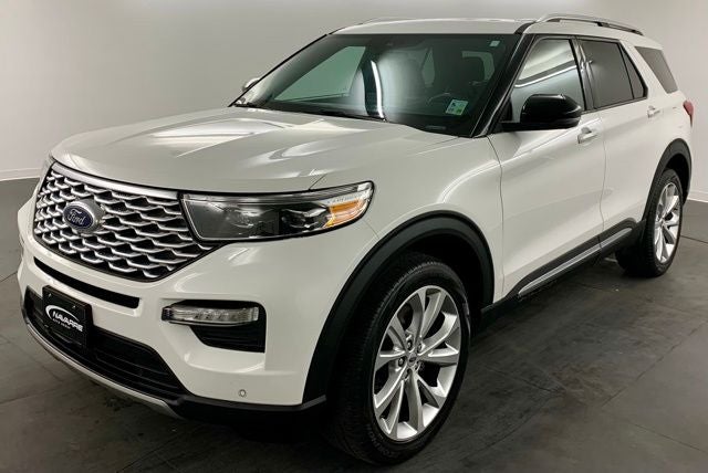 2022 Ford Explorer Platinum — photo 2