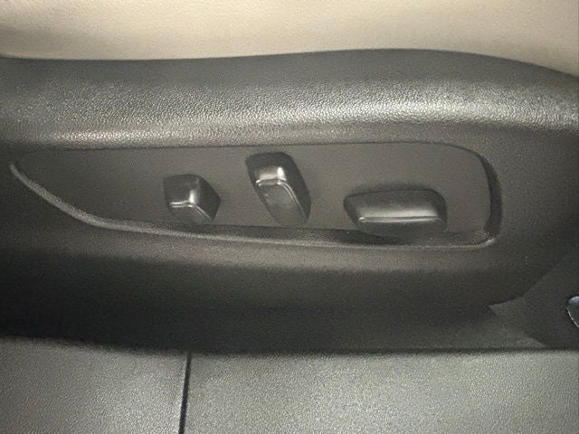 2023 Cadillac XT4 FWD Luxury