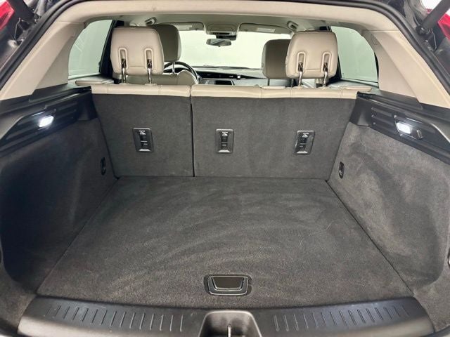 2023 Cadillac XT4 FWD Luxury