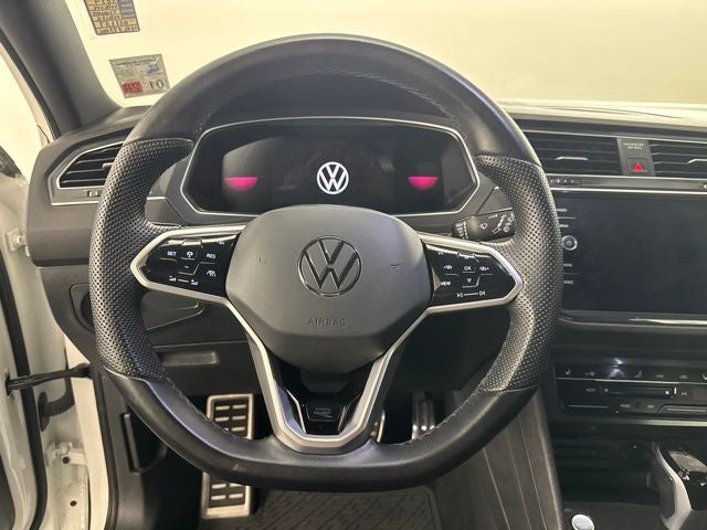 2024 Volkswagen Tiguan SE R-Line Black