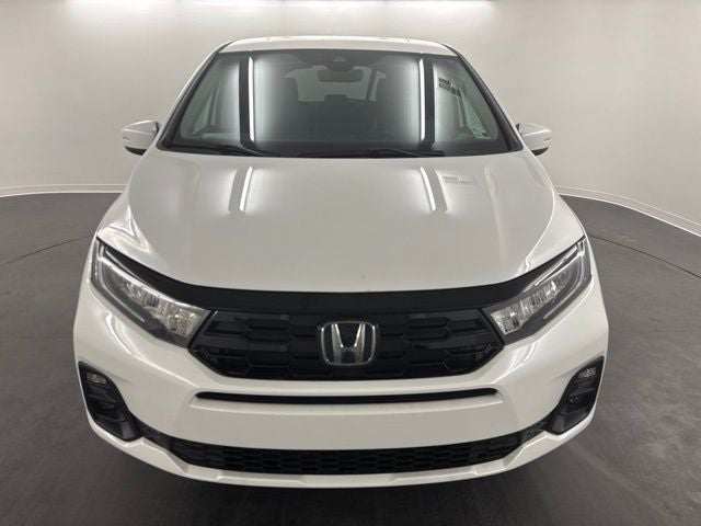 2026 Honda Odyssey Touring — photo 2