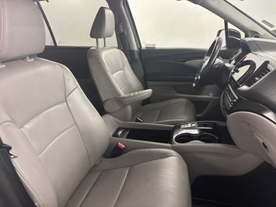 2019 Honda Pilot Touring 7-Passenger