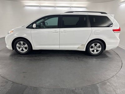 2013 Toyota Sienna LE