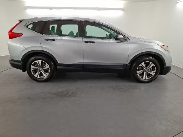 2017 Honda CR-V LX — photo 8