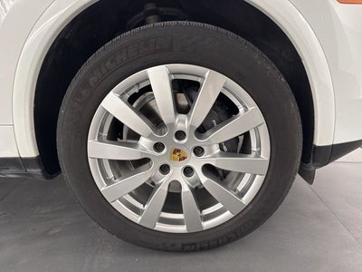 2018 Porsche Cayenne Platinum Edition