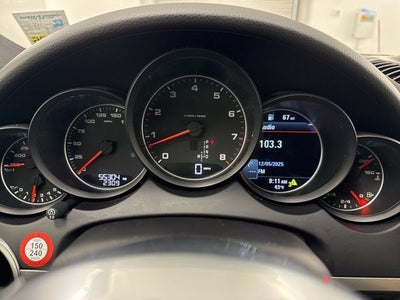 2018 Porsche Cayenne Platinum Edition