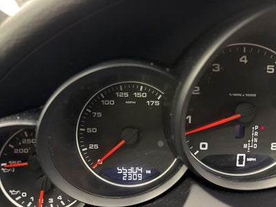 2018 Porsche Cayenne Platinum Edition